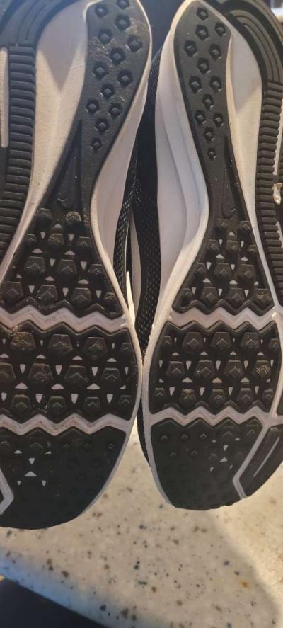 Nike Sneakers Size 11 - Thumbnail 3