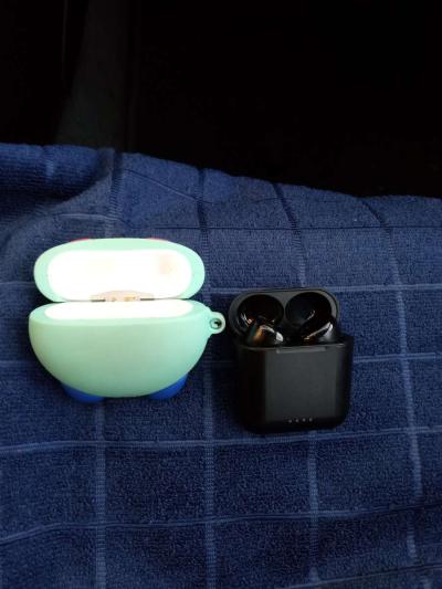 the earbuds case good sound  TOZZO Free one case - Thumbnail 3