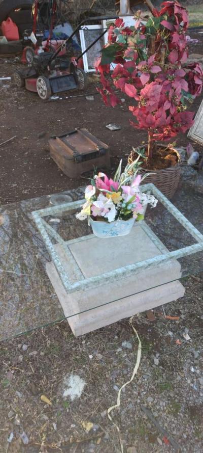 coffee table and one end table - Thumbnail 2