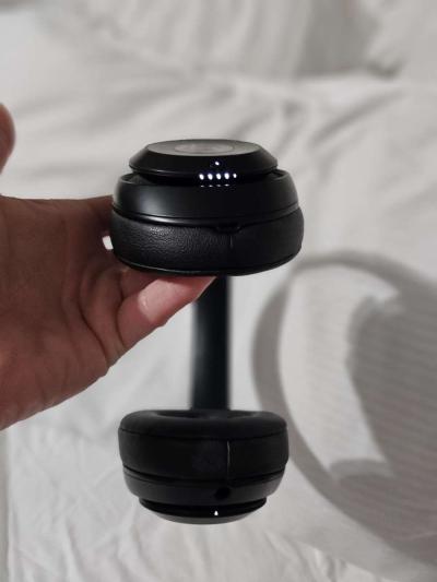 beats wireless studio 3 headphones - Thumbnail 3