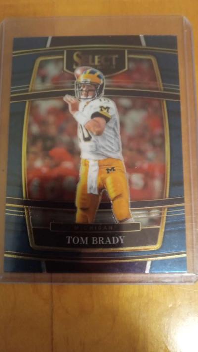 Tom Bradys Sports card lot - Thumbnail 6