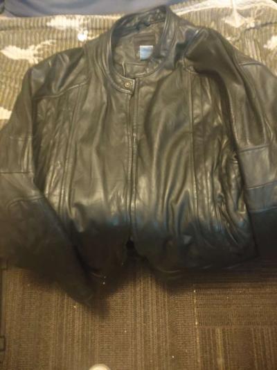 black leather motorcycle jacket - Thumbnail 2