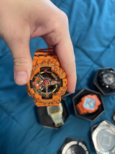 4 watches - Thumbnail 3