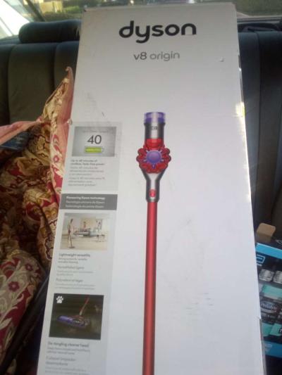 Dyson v8 Origin cordless vacuum