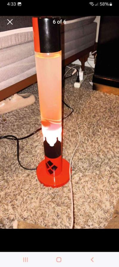Harley Quinn lava lamp - Thumbnail 4