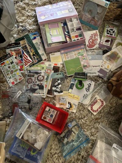 scrapbooking supplies - Thumbnail 2