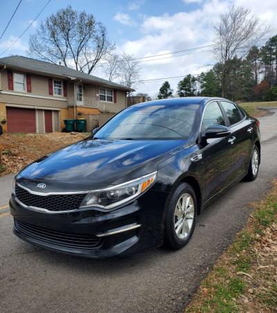 2016 Kia Optima LX Sedan - Thumbnail 4