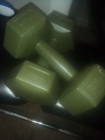 5lb dumbells - Thumbnail 2