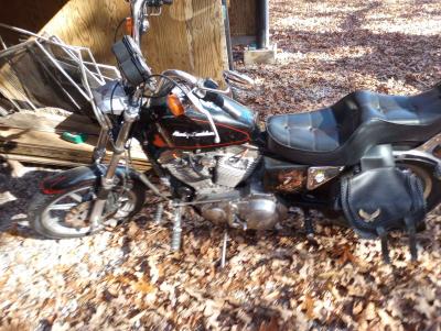 1989 883 Harley Sportster Hugger XLH - Thumbnail 3