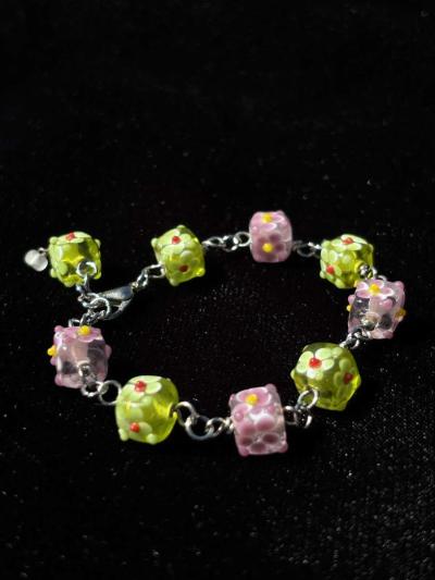 Handmade pink and green textured glass bracelet - Thumbnail 2