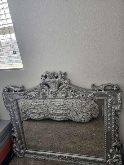 mirror - Fontana, California