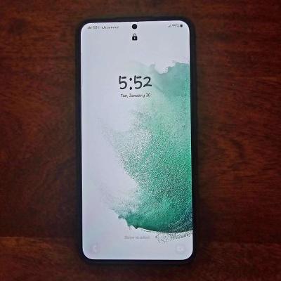 Galaxy s22 plus 5G and Cases - Thumbnail 2