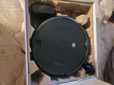 roomba vacuum robot - Thumbnail 3