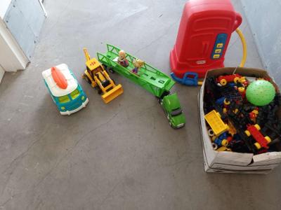 toys toys - Thumbnail 2