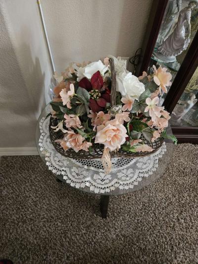 Vintage 80s Large Basket of Flowers - Thumbnail 5