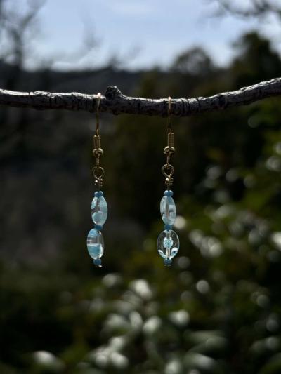 handmade glass blue beaded earrings with little blue flowers - Thumbnail 3