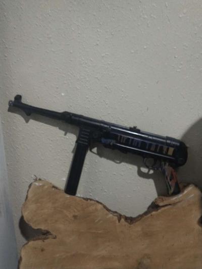 MP40 bb gun - Marysville, Washington