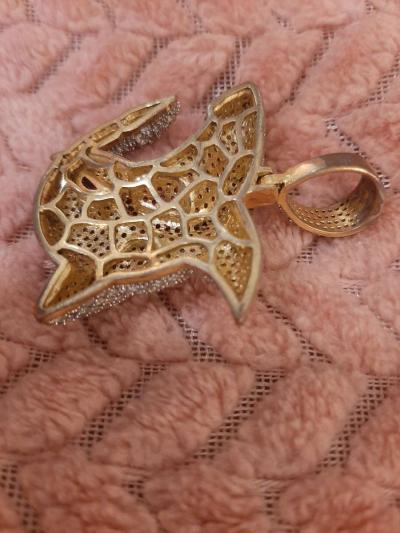 Faux SHARK PENDANT - Thumbnail 2