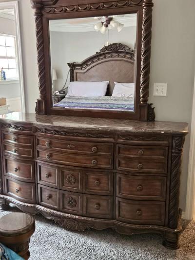 Northshore Marble Top 7pc King Bedroom Set by Ashley Furnitu - Thumbnail 3