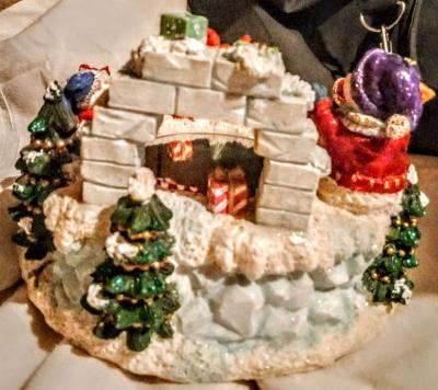 Penguins Musical Skating Pond - Thumbnail 4