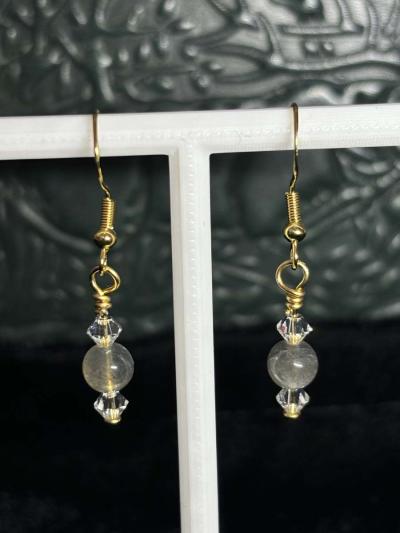 Arctic moon earrings in gold - Thumbnail 6
