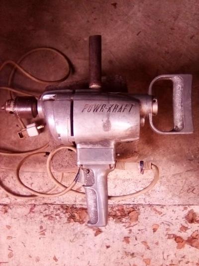 Electric drill - Thumbnail 3