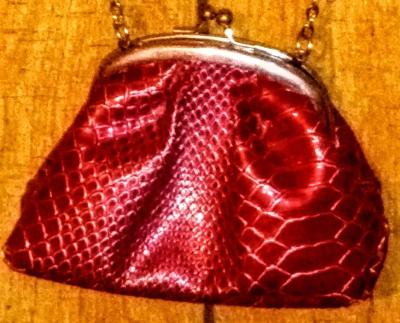 Red Small Rattlesnake Pattern Clutch with 25in Silver Chain - Thumbnail 5