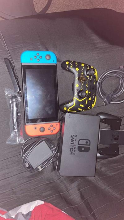 Nintendo Switch READ THE Description - Thumbnail 2