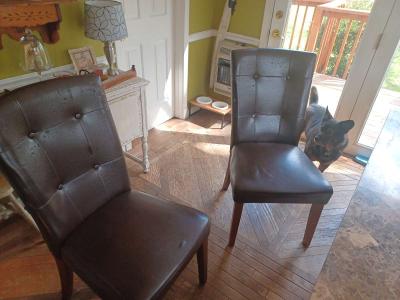 Dining Table - Thumbnail 3