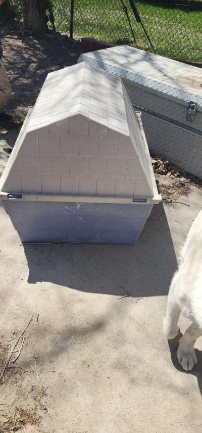 medium dog house - Thumbnail 2