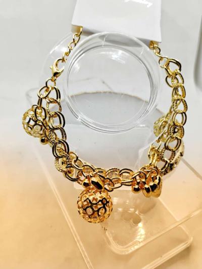 Chunky Gold Hearts Bracelets - Thumbnail 3
