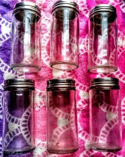 6 Colored and Clear Bottles - Thumbnail 4