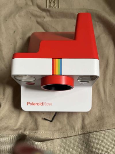 Polaroid camera - Thumbnail 2