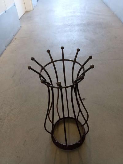 the decorative vase of steel - Thumbnail 3