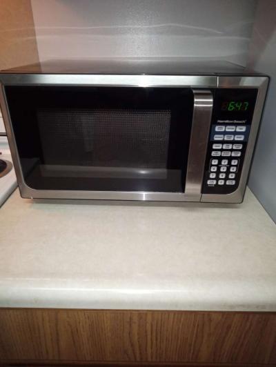 Hamilton Beach Microwave - Thumbnail 2