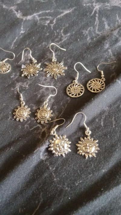 Sun Themed Earrings - Thumbnail 2