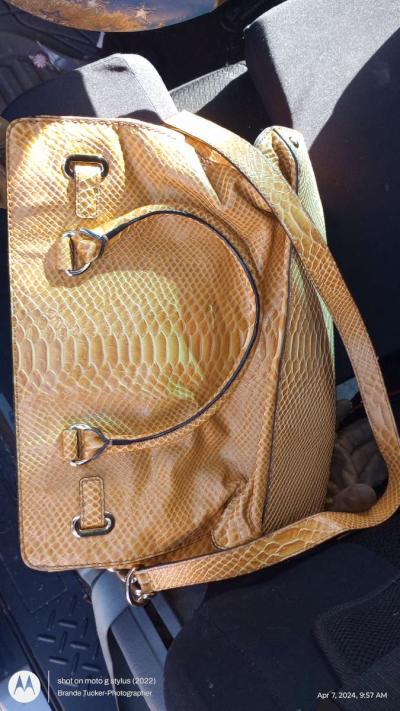 Real Michael kors alligator skin yellow purse - Thumbnail 4
