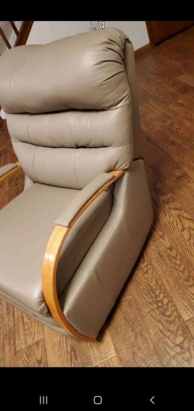 Recliner Chair - Thumbnail 3