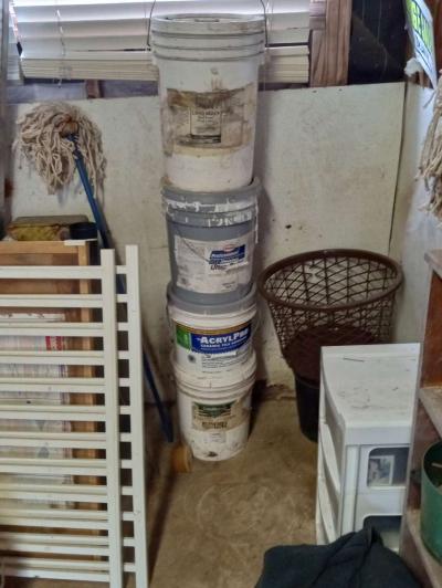 random household items - Thumbnail 2