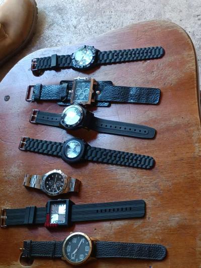 mens timepieces for every day of the week only 5 for all - Thumbnail 4