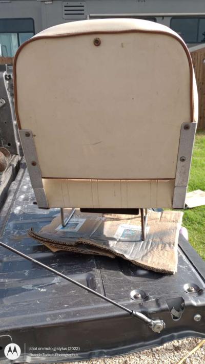 Vintage Tan and Dark Brown Bass Fishing Boat Seat - Thumbnail 2