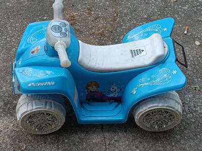 a frozen fourwheel as is 20 - Thumbnail 3