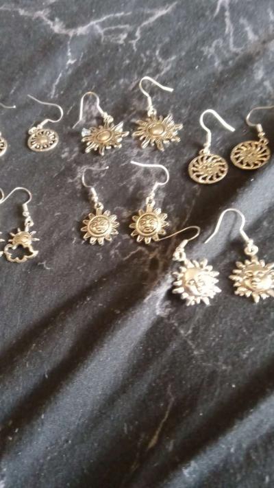 Sun Themed Earrings - Thumbnail 3