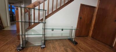 TV stand - Thumbnail 2