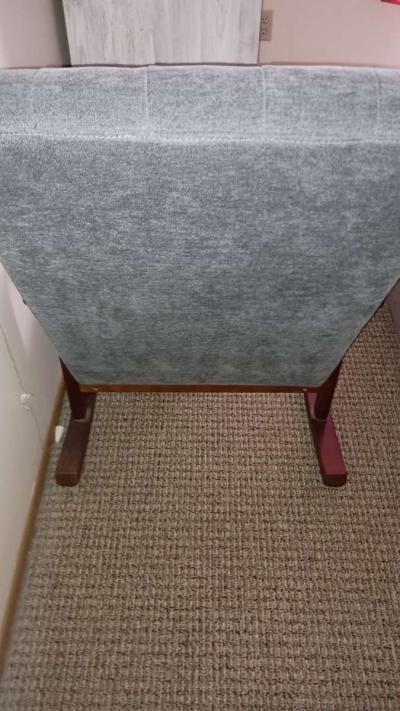 Gray rocking chair - Thumbnail 2