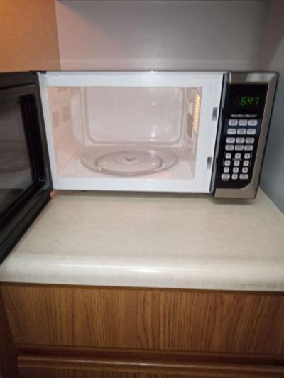 Hamilton Beach Microwave - Thumbnail 3