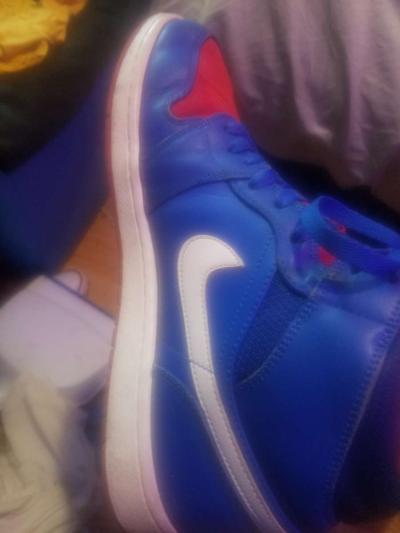 air Jordan 1s Detroit color wave - Thumbnail 2