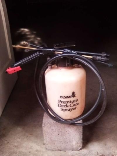 Garden and Deck Sprayer - Thumbnail 2