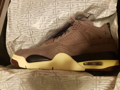 Rare Authentic Jordans - Thumbnail 1