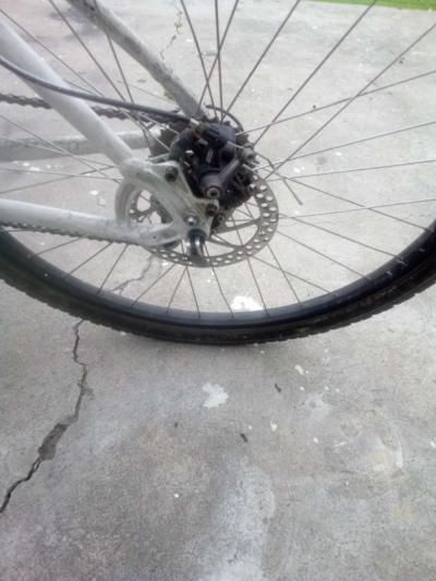 26 inch specialized hard Rock mountain bike - Thumbnail 2